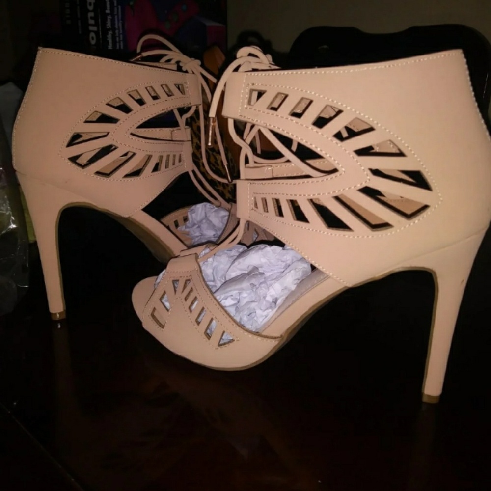 Ann Michelle Tie Up Heels